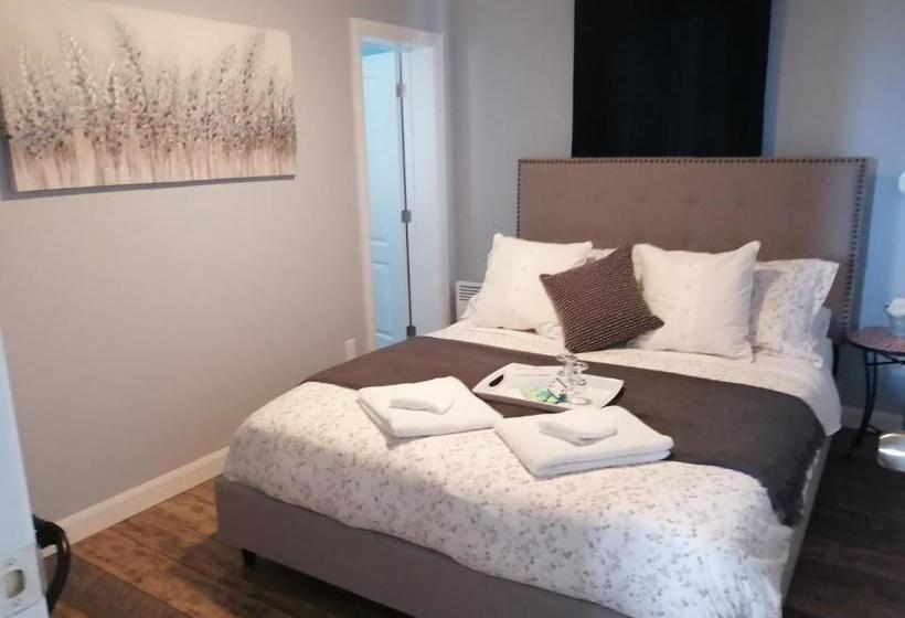 住宿加早餐  Gîte Shoreline De La Terre à La Mer