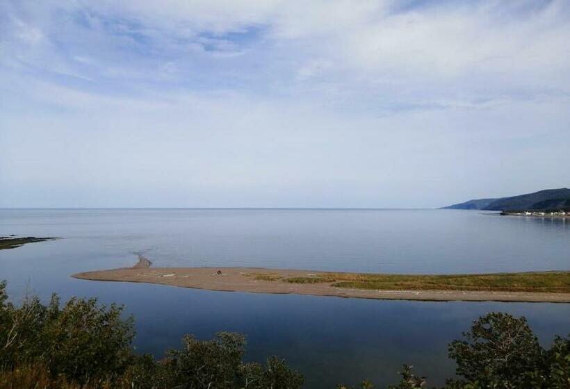 住宿加早餐  Gîte Shoreline De La Terre à La Mer
