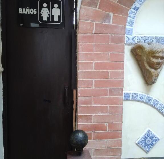 هتل Acatenango Inn