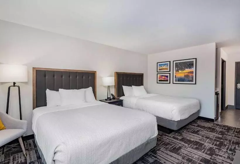 Hotelli Laquinta Suites By Wyndham South Bend Notre Dame Area