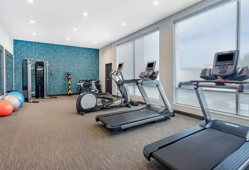 Hotelli Laquinta Suites By Wyndham South Bend Notre Dame Area