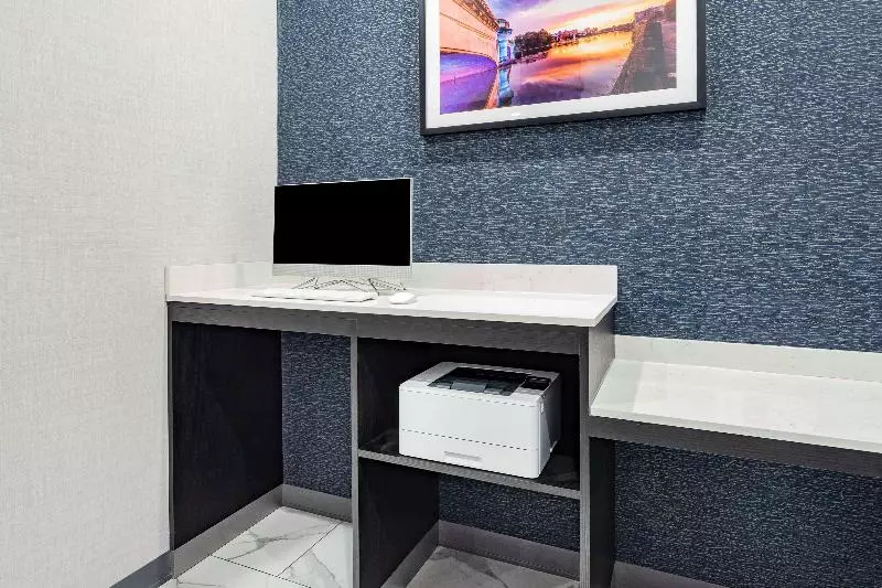 Hotelli Laquinta Suites By Wyndham South Bend Notre Dame Area