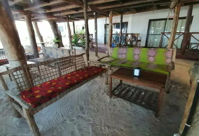 Hotelli Mobydick Lodge