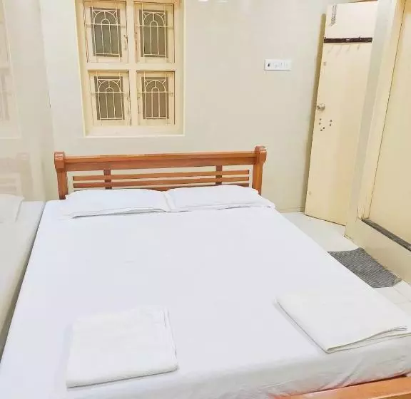 هتل Mtc Guest House