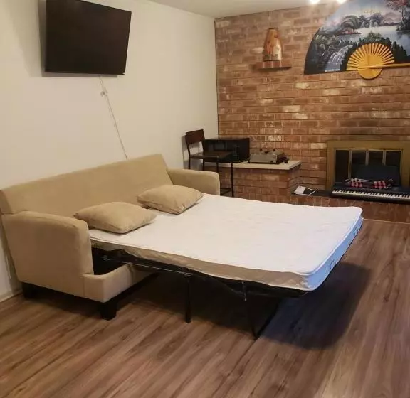 پانسیون Cedar Pond