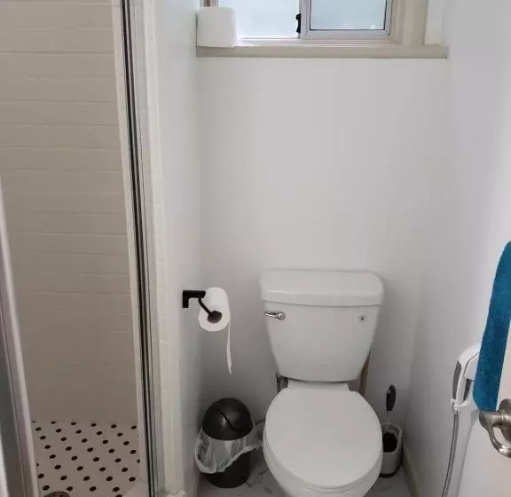 پانسیون Cedar Pond