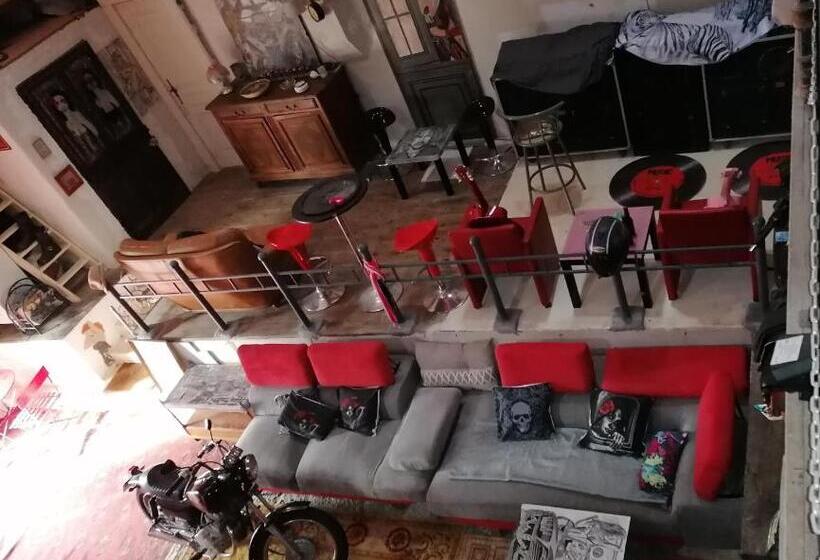 مبيت وإفطار Chambres D Hôtes Le Labyrinthe Du Peintre