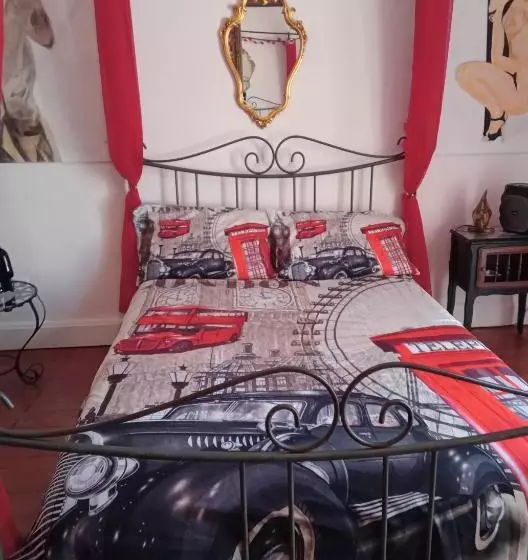 Aamiaismajoitus (B&B) Chambres D Hôtes Le Labyrinthe Du Peintre