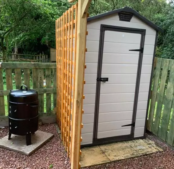 Aamiaismajoitus (B&B) Hedgehog Lodge