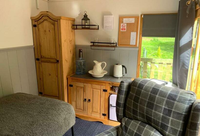 민박 Hedgehog Lodge