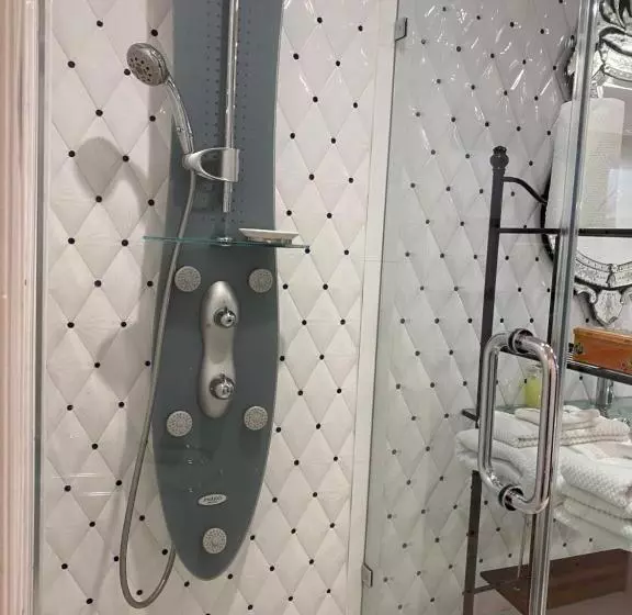 Aamiaismajoitus (B&B) Northern Lights Mansion