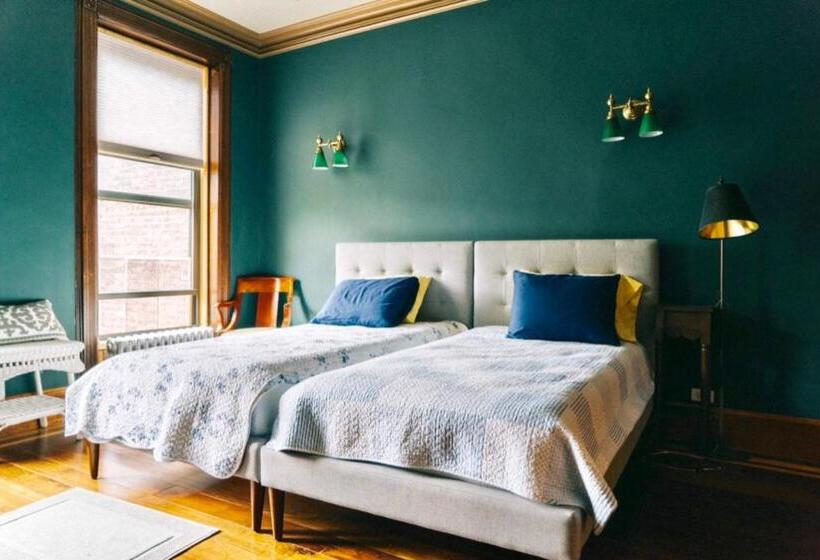 Bed and Breakfast Northern Lights Mansion