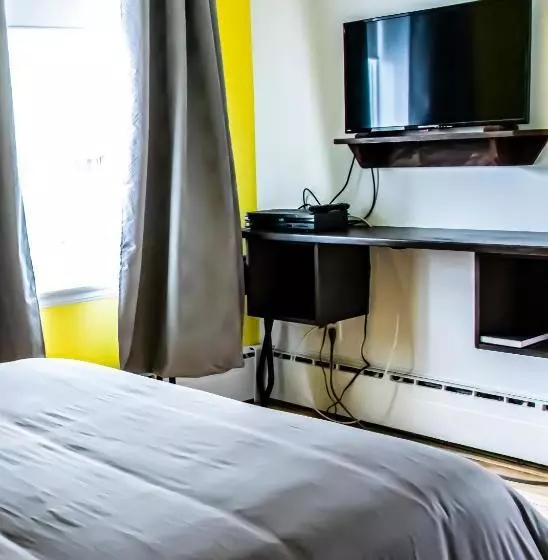 Hotelli Auberge Les Deux Tours