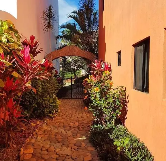ホテル Casa Monarca