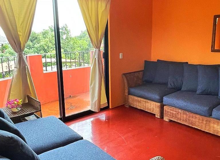 ホテル Casa Monarca