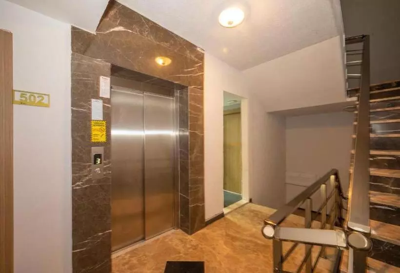 ホテル çorlu Dem