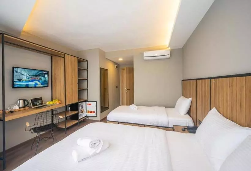 ホテル çorlu Dem