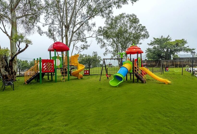 Отель Grand Victoria The Fern Resort & Spa, Panchgani