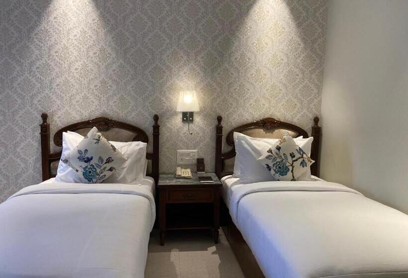 Отель Grand Victoria The Fern Resort & Spa, Panchgani