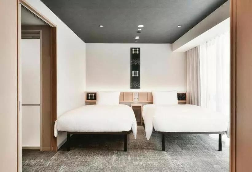 Ref Matsuyama City Station By Vessel Hotels