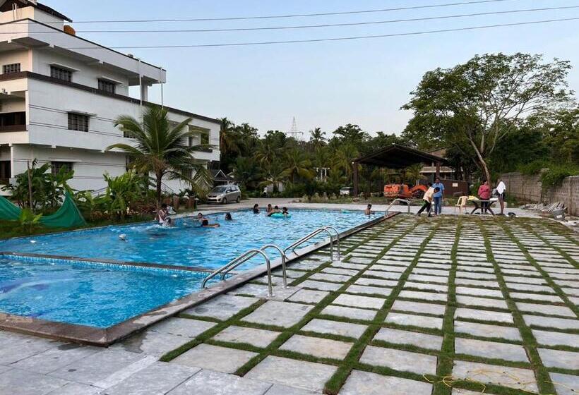 ホテル Mastiff Select Shreeyog Resort