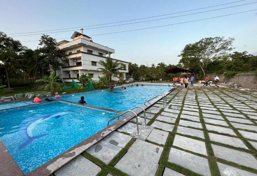 ホテル Mastiff Select Shreeyog Resort