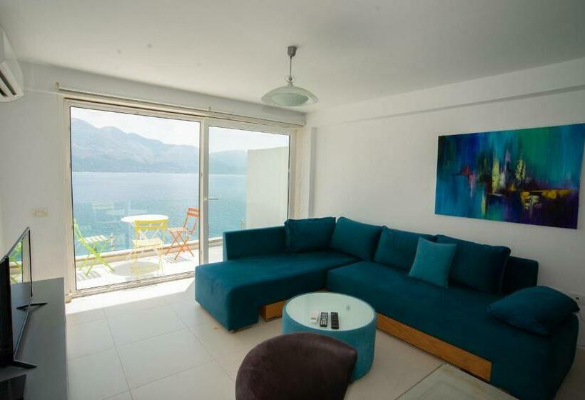 酒店 Stone Beach By Atlantid Hospitality