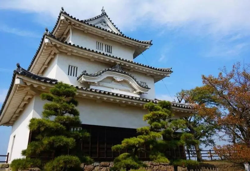 Hotelli Toyoko Inn Marugame Ekimae