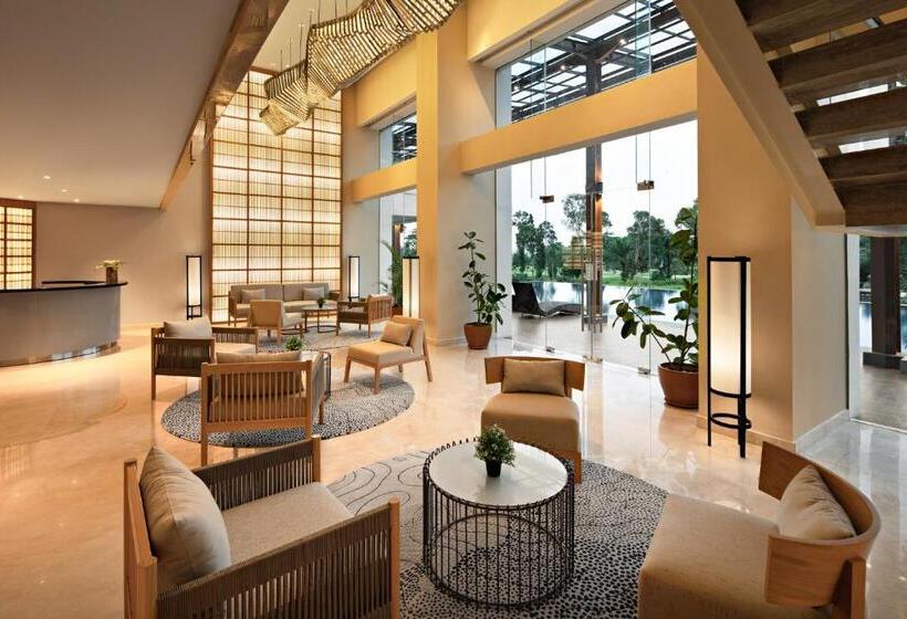 Kawana Golf Residence