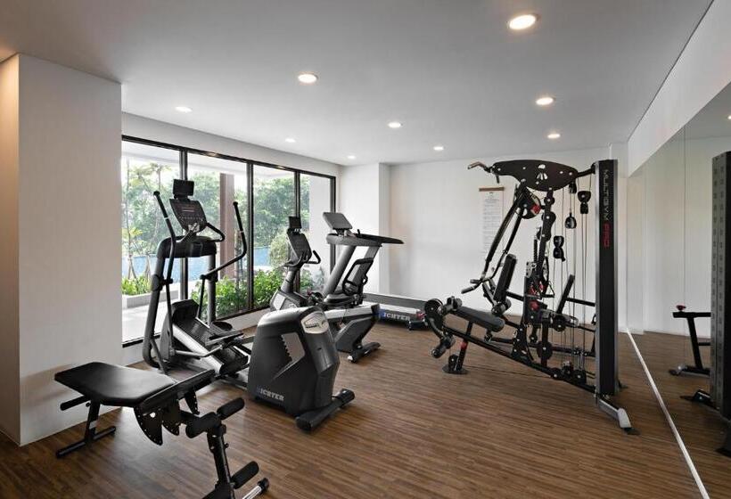 Kawana Golf Residence