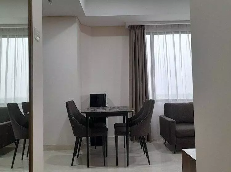 Kawana Golf Residence