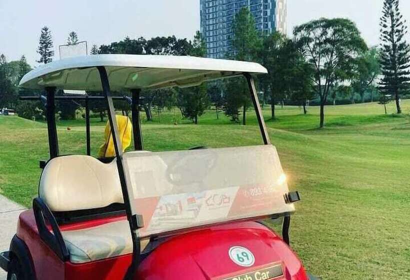 Kawana Golf Residence