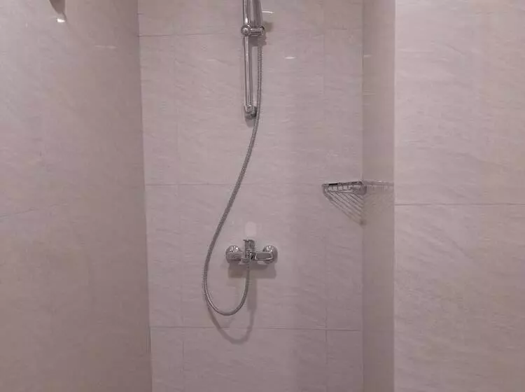 Kawana Golf Residence