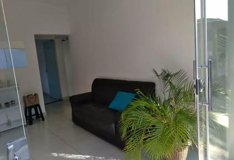 Majatalo Hospedagem Casa Branca Localizada Em Um Bairro Nobre De Capitólio, Escarpas Do Lago