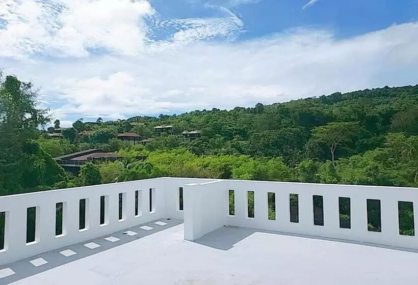 Retkeilymaja Aromdee At Naithon Beach