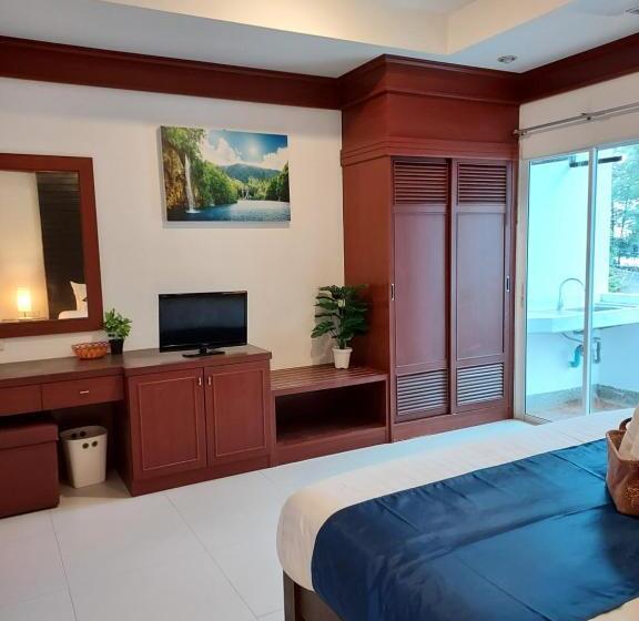 ユースホステル Aromdee At Naithon Beach