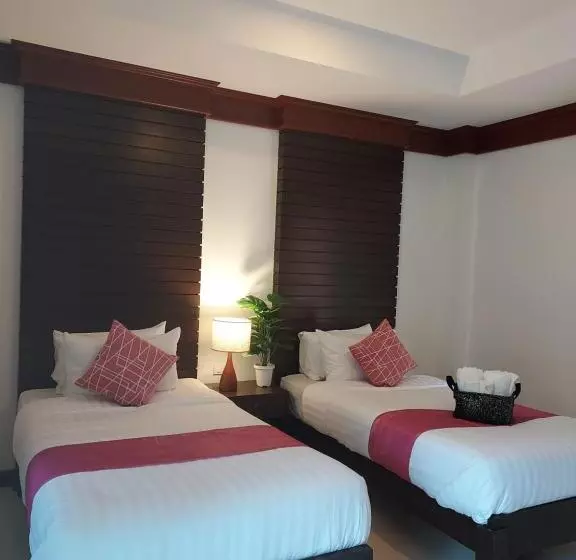 Retkeilymaja Aromdee At Naithon Beach