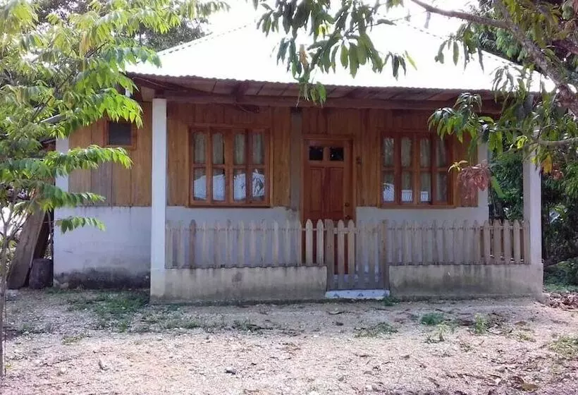 ホテル Cabaña Hach Winik