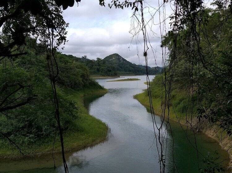 Hotel Cabaña Hach Winik