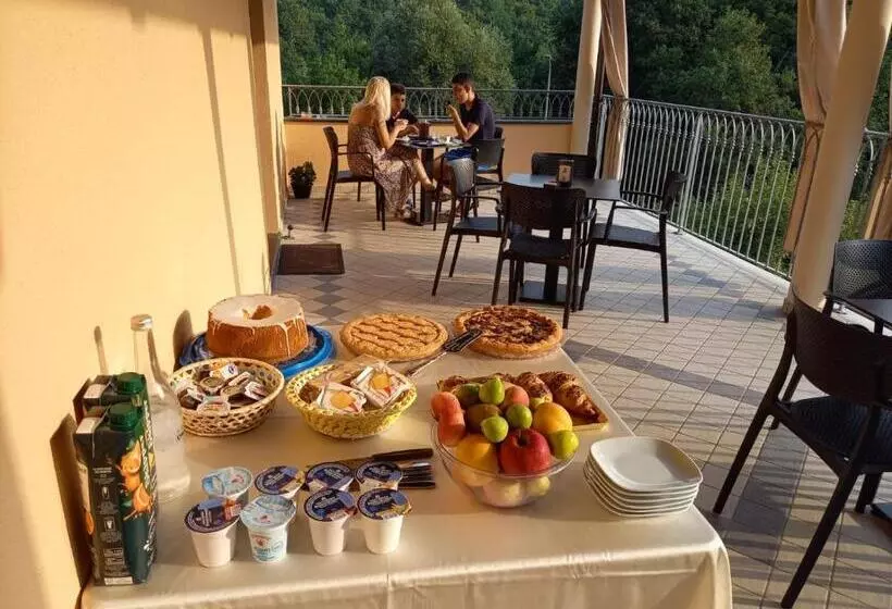 Hotelli Ristorante Villa Terry