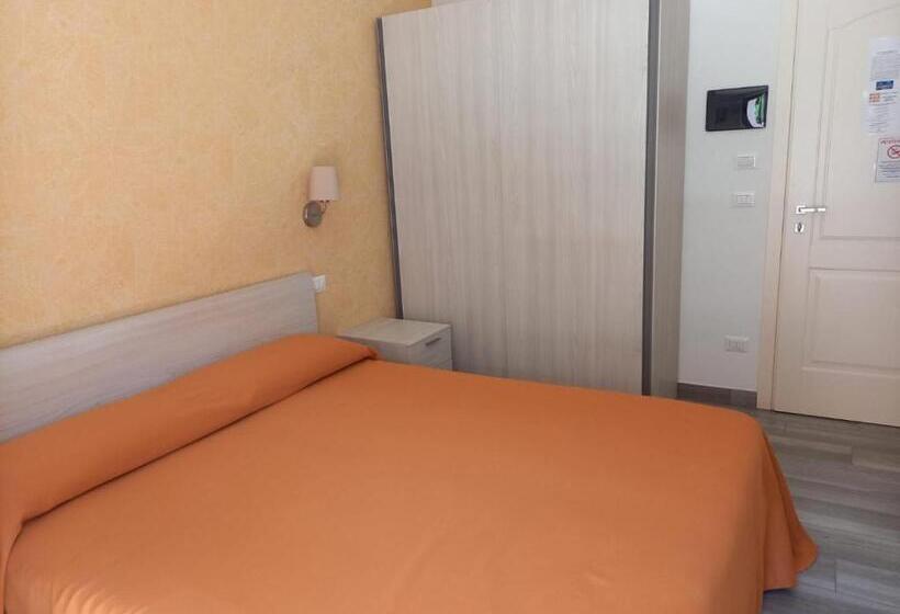 فندق Ristorante Villa Terry