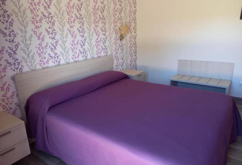 فندق Ristorante Villa Terry