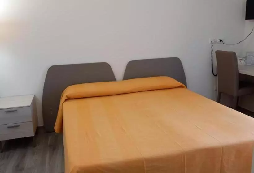 Hotelli Ristorante Villa Terry