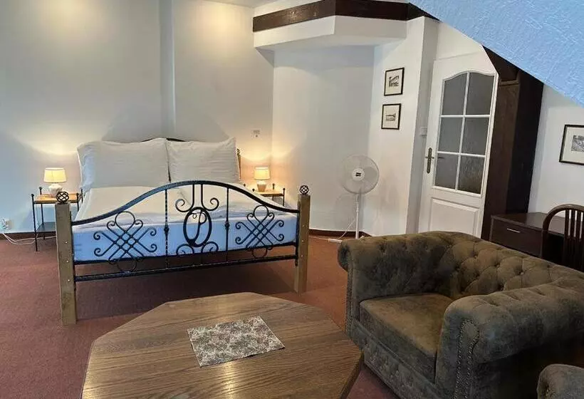 Lesní Hotel Peršlák