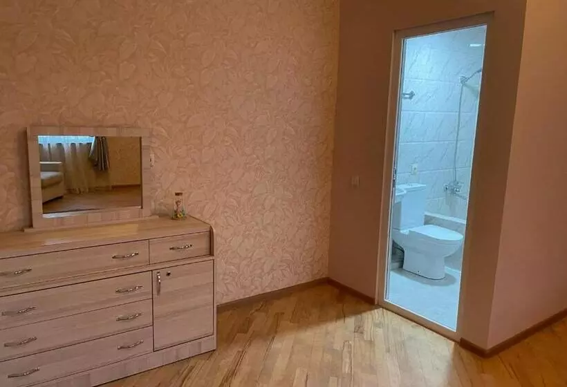 پانسیون Sisi Guest House