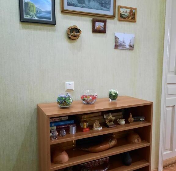 پانسیون Sisi Guest House