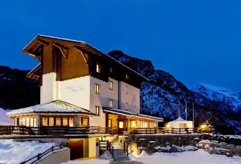 Hotelli Beau Site