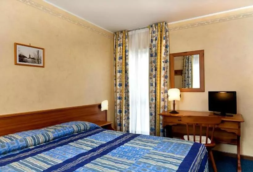 Hotelli Beau Site