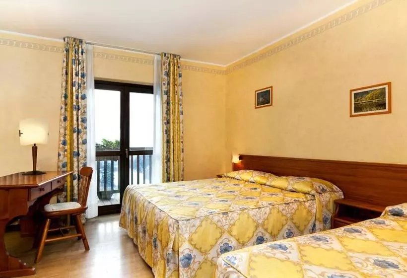 Hotelli Beau Site