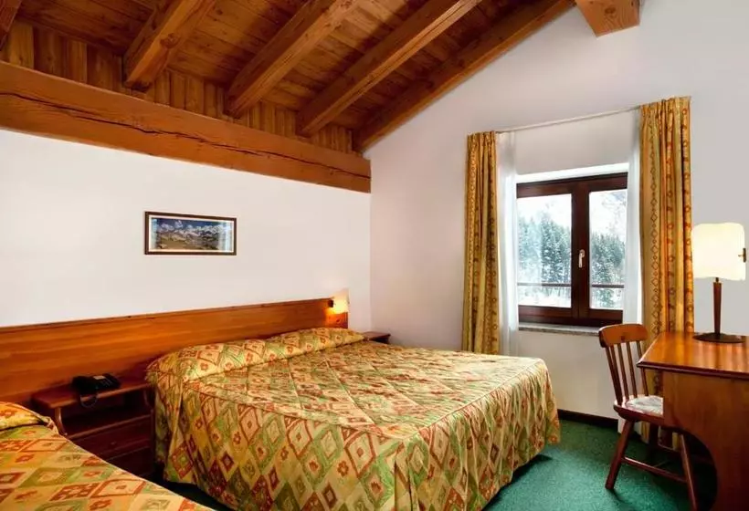 Hotelli Beau Site